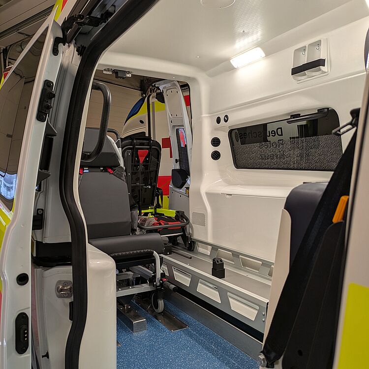 Das Innere eines Krankentransportwagens.