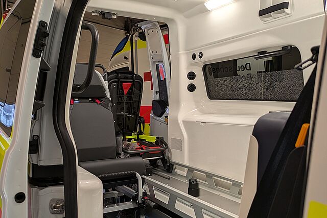 Ds Innere eines Krankentransportwagens